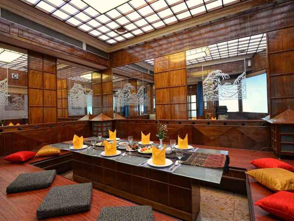 Holiday Villa Hotel City Centre Пном Пен Екстериор снимка