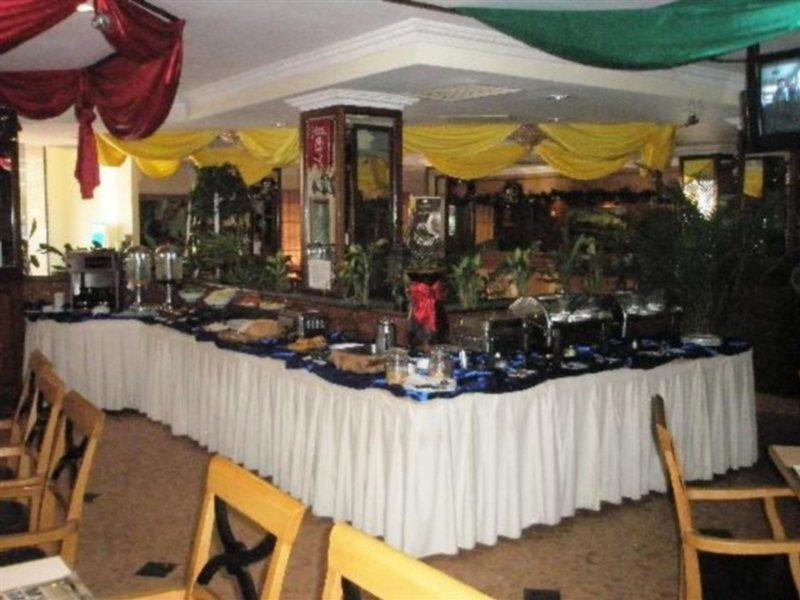 Holiday Villa Hotel City Centre Пном Пен Екстериор снимка